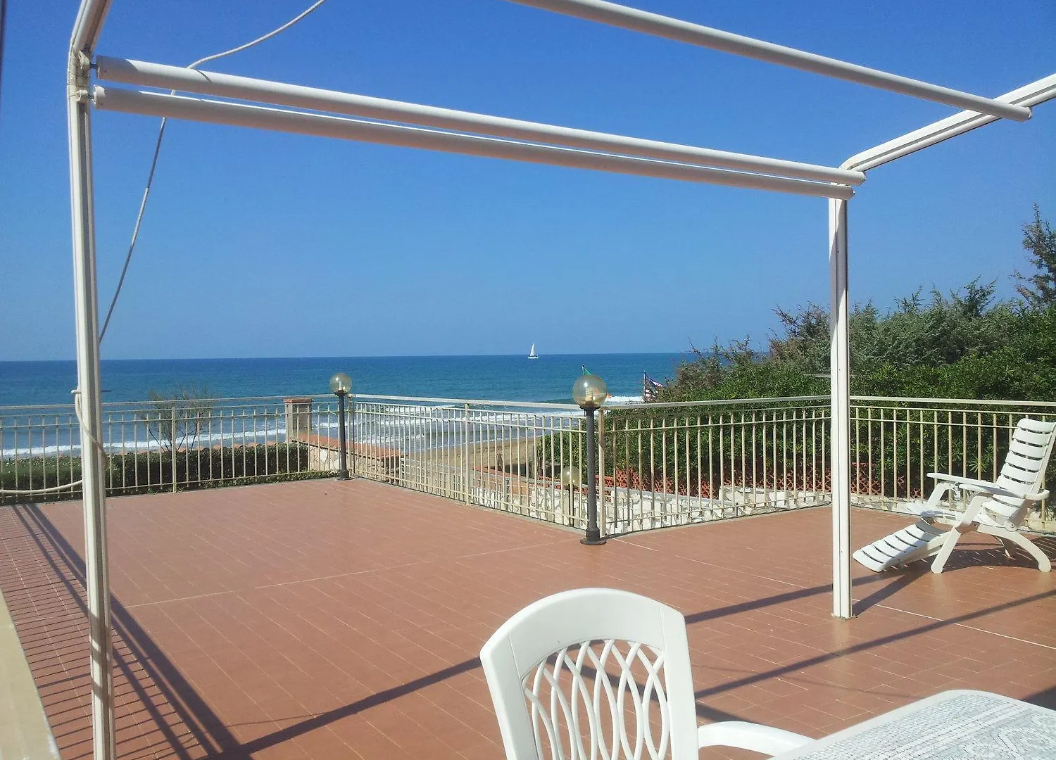 Apartment Appartamenti Onda Etrusca La Terrazza Sul Mare A San Vincenzo Italy